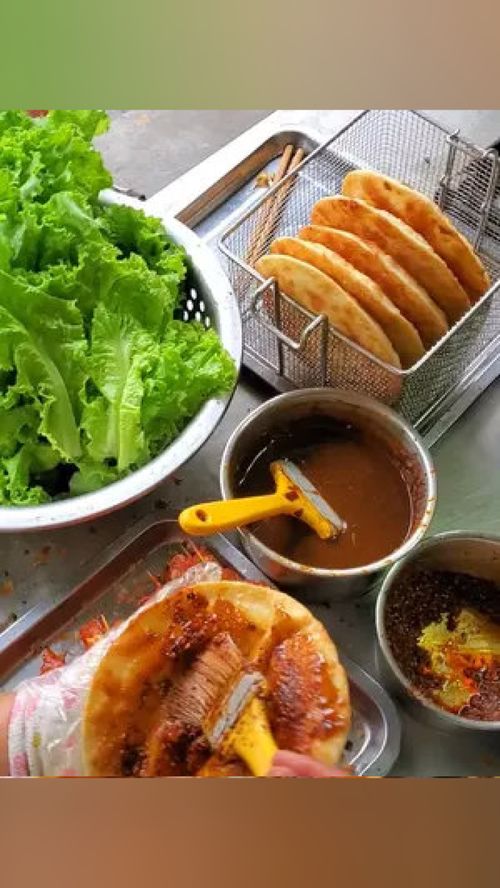 特色小吃雞蛋灌餅,外酥里嫩滿口留香 雞蛋灌餅 這家店回頭客超多