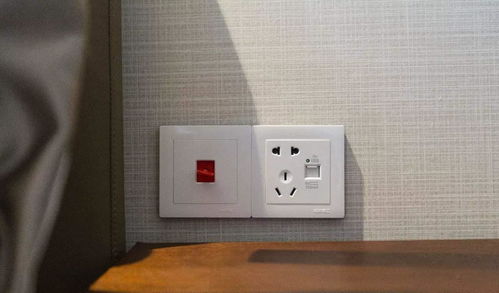 臥室的開關(guān)插座還能這樣設(shè)計？新穎又實用的接近傳感器方案